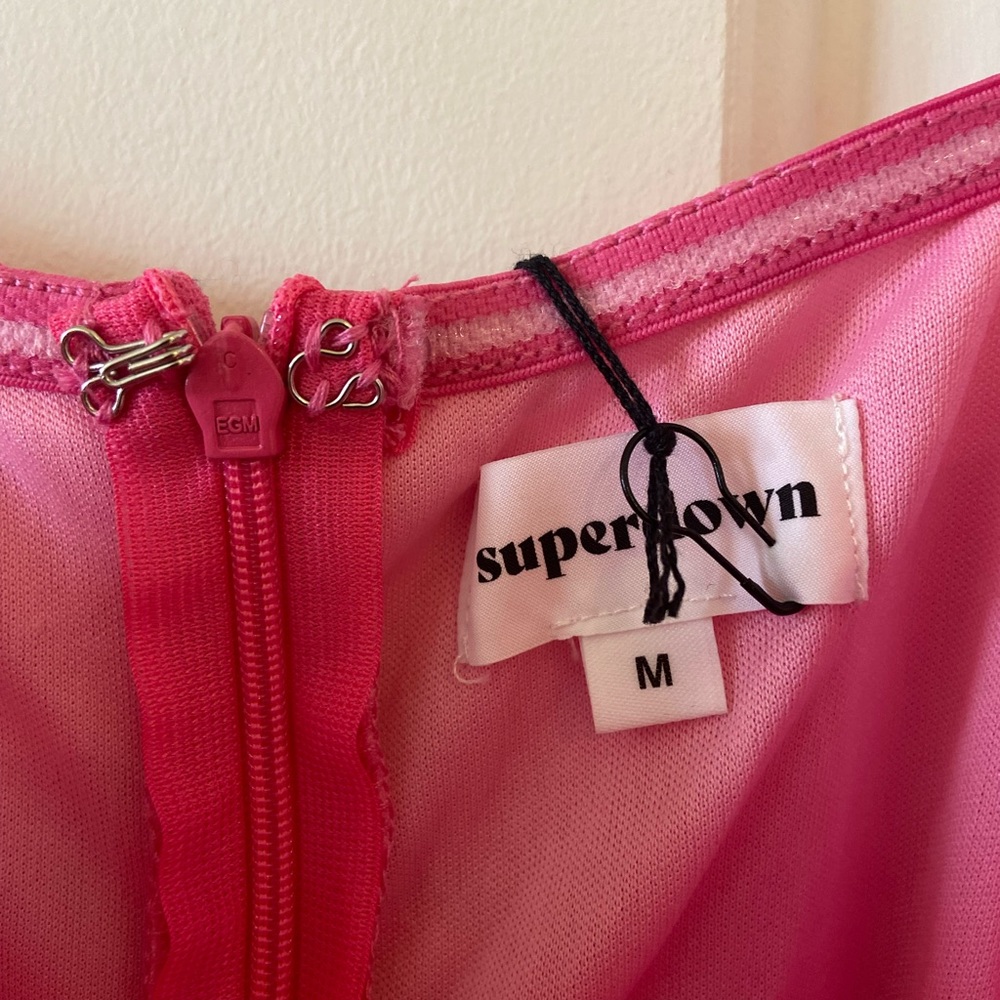 NWT Superdown Emmie Mesh Mini Dress Hot Pink Ruched Mesh Bodycon Revolve Sz M - Picture 6 of 10